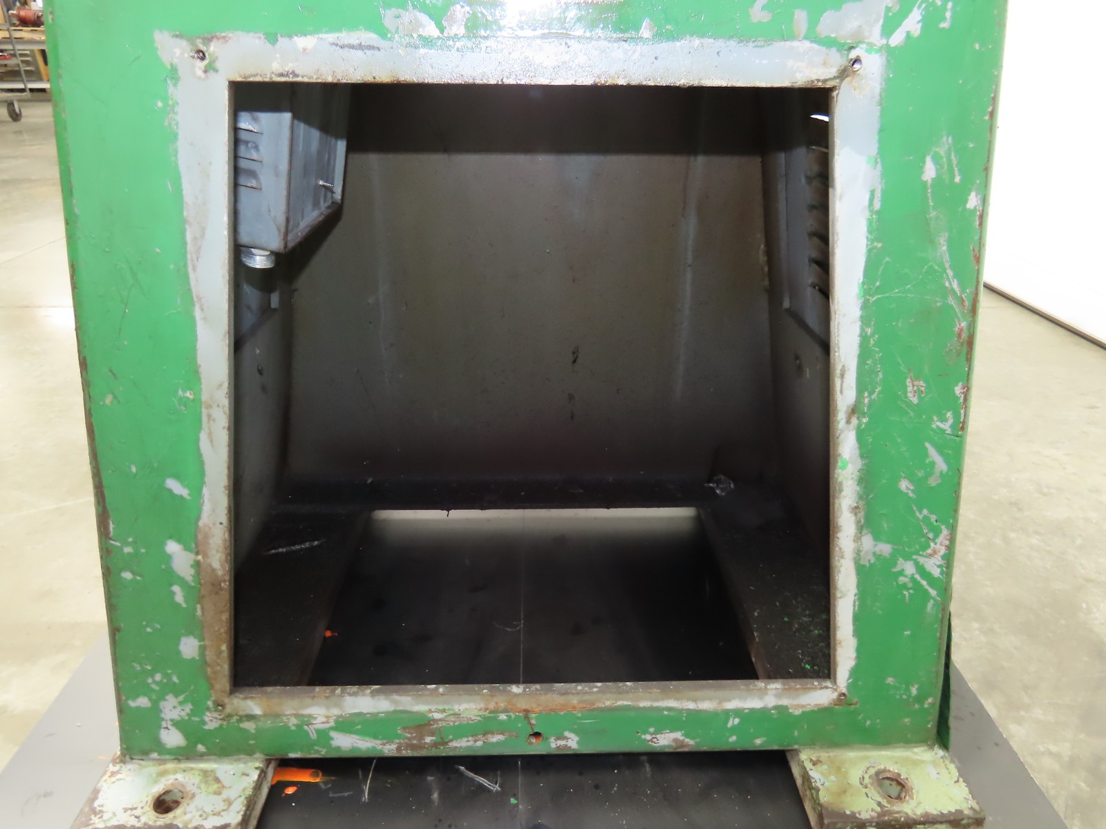 FJ Littell Machine No 20-18 Coil Stock Uncoiler 2000lbs 16-20" ID 18" W Decoiler