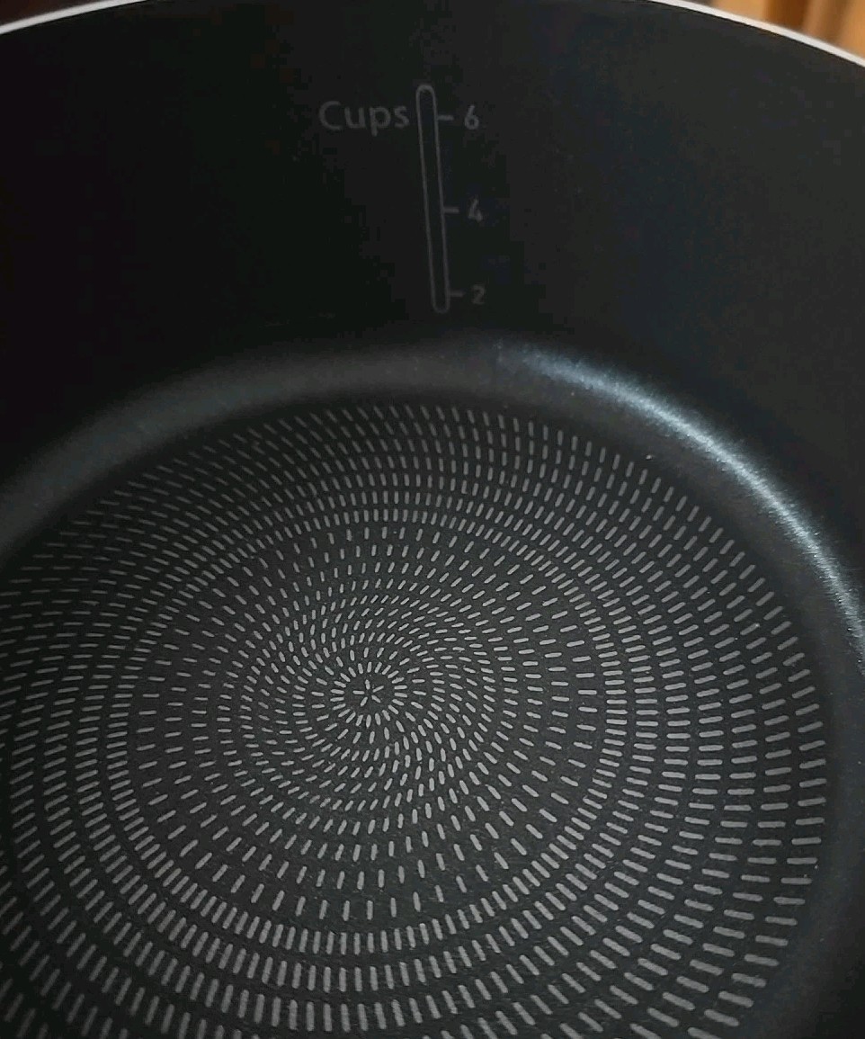 T-FAL ~ GREY ~ 2 Quart Covered Saucepan ~ Vented Lid ~ Measurement Markers