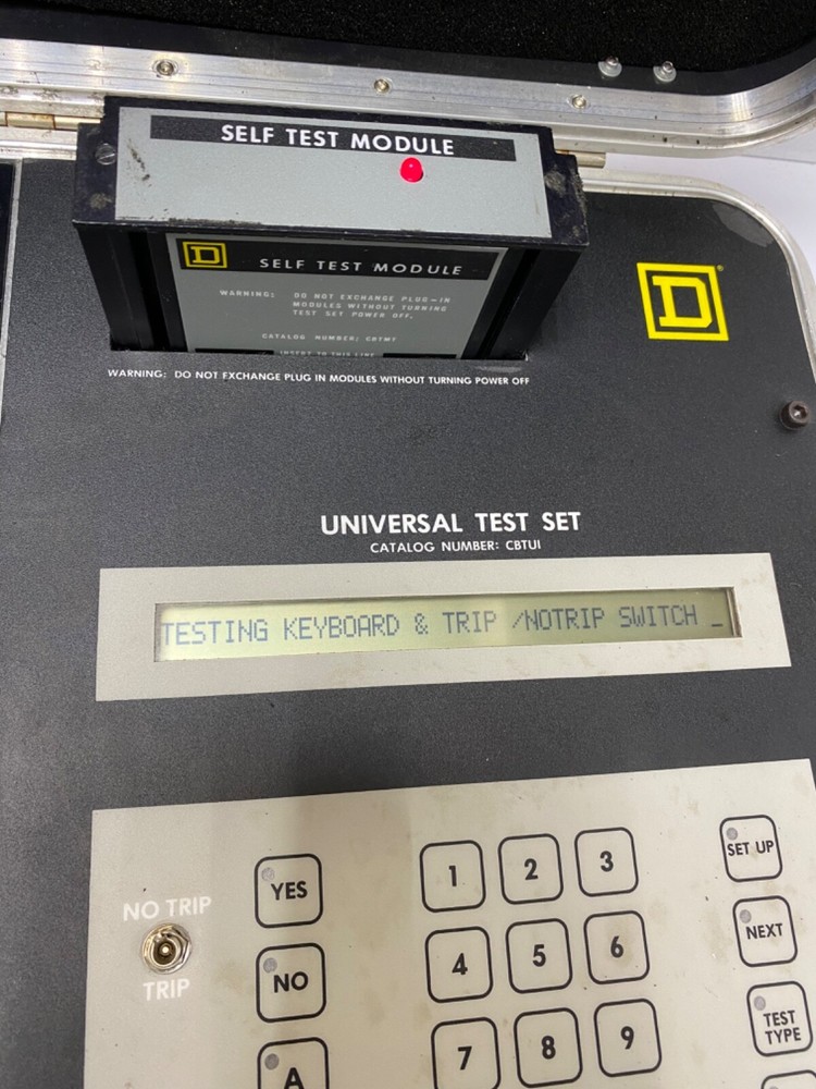 Square D Universal Test Set CBTUI, CBTM3 ME-NE-PE Test Module, TIF 770