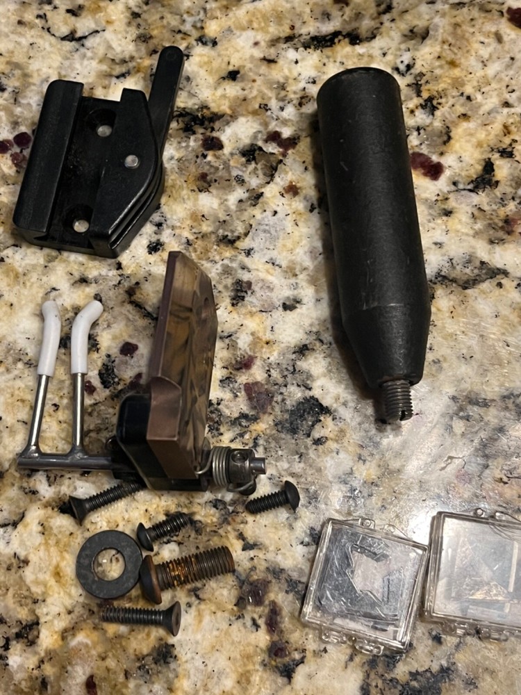 Vintage bow rest, stabalizer and quiver attach, broad head inserts