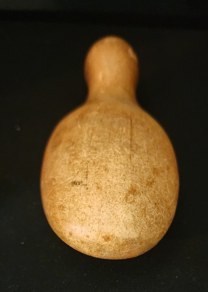 VTG Wooden Darning Egg