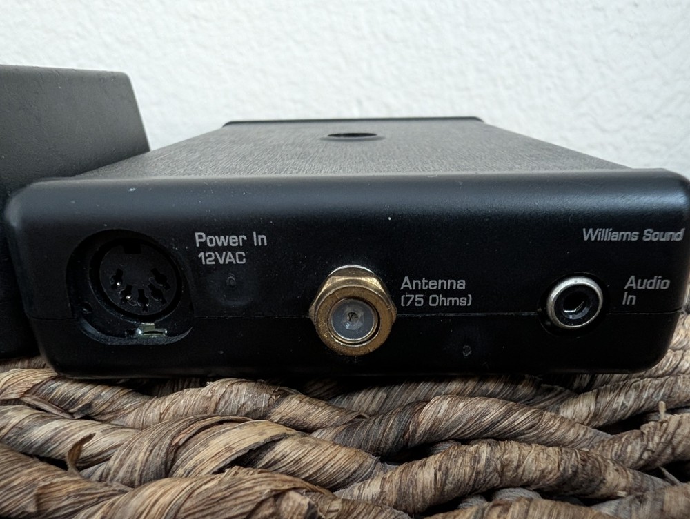 Williams Sound PPA T27 Personal PA Compact FM Transmitter Base Station