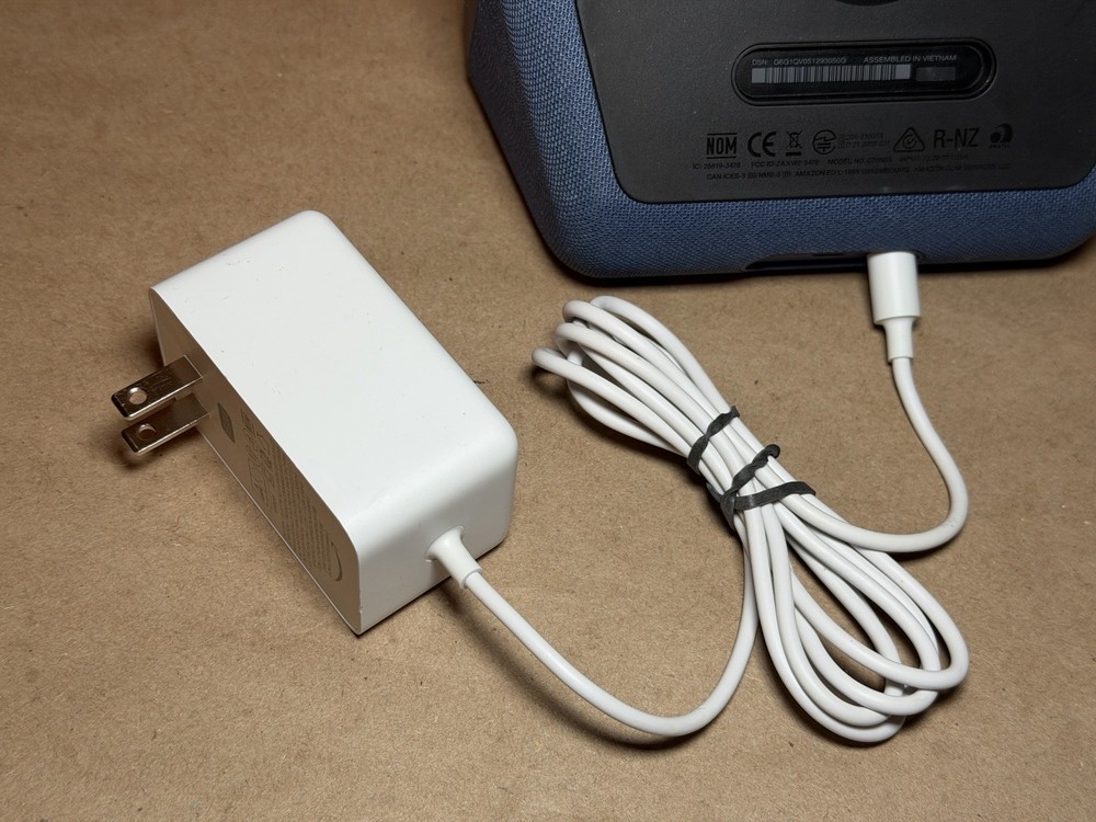 Amazon Echo Show Compact Smart Display w/ Alexa C76N8S Blue | Tested