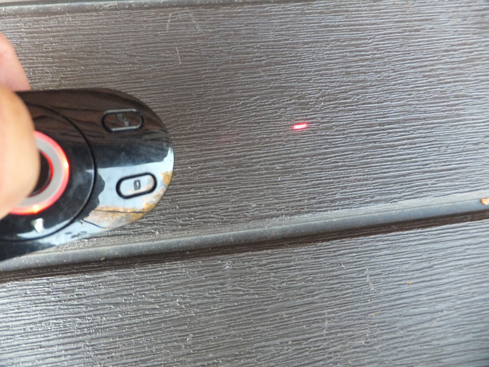 Targus P32 Dual-Mode Presenter/Pointer. Bluetooth - For Windows & Mac, No Back