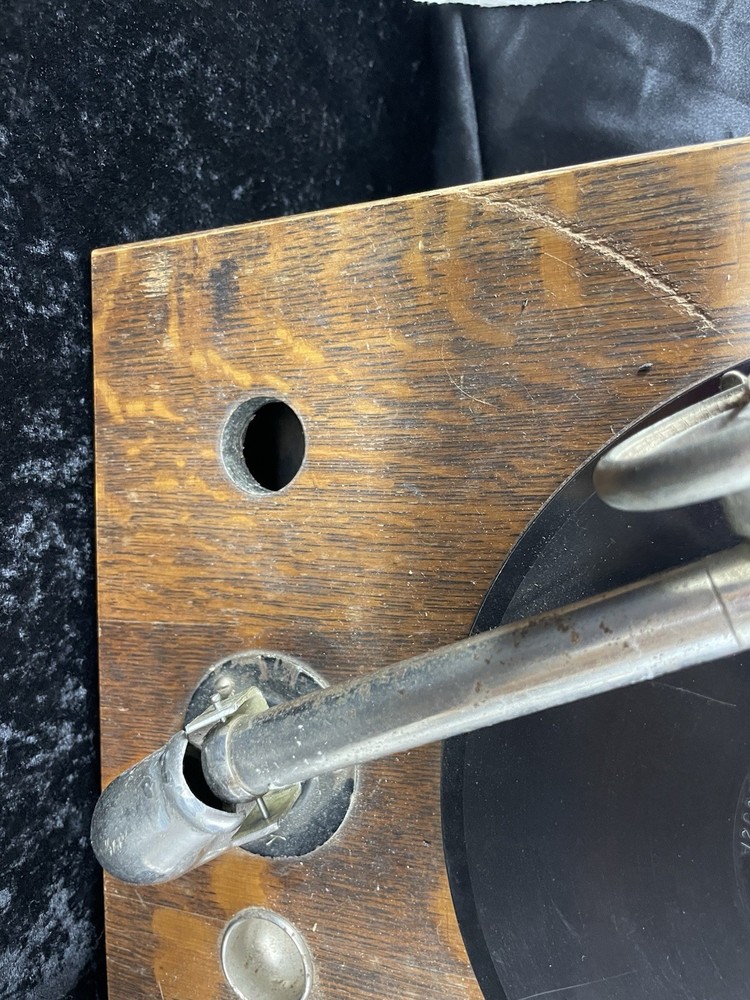 Vintage Silvertone Phonograph Record Player Oak Box AS IS