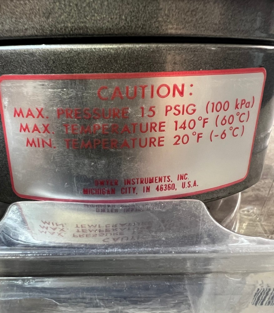 Dwyer W18X Instruments Pressure Gauge