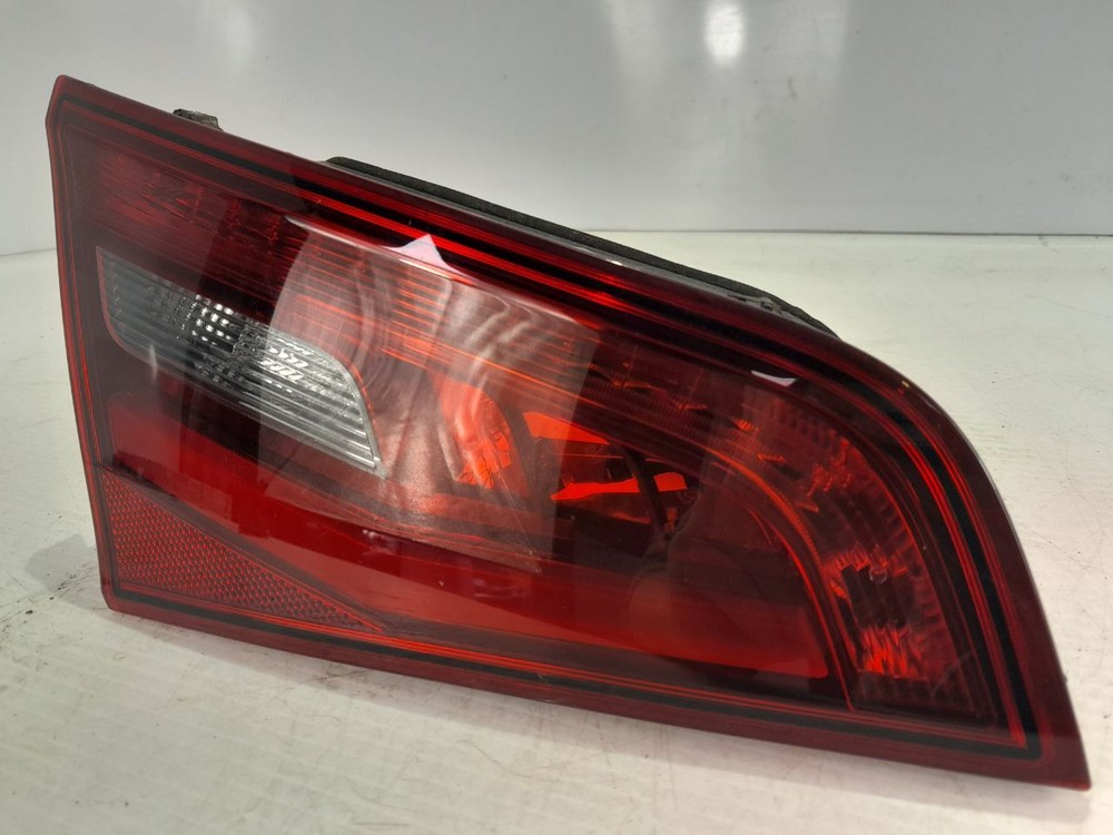 2014 AUDI A3 TAILLIGHT (LEFT INNER) 8V4 945 093 A