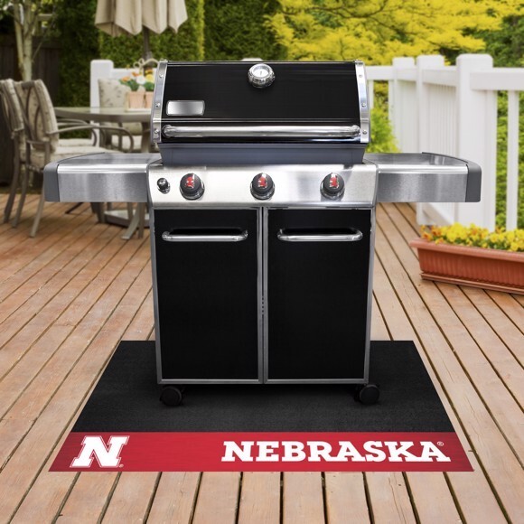 Nebraska Cornhuskers Grill Mat 26" x 42"