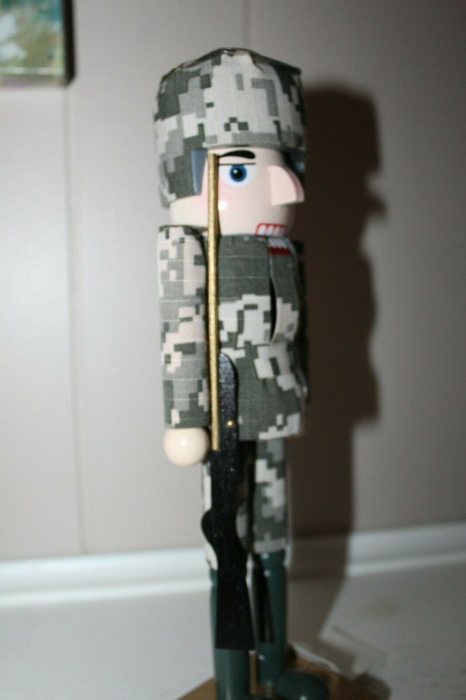 CHRISTMAS NUTCRACKER -NEW 10" SOLDIER