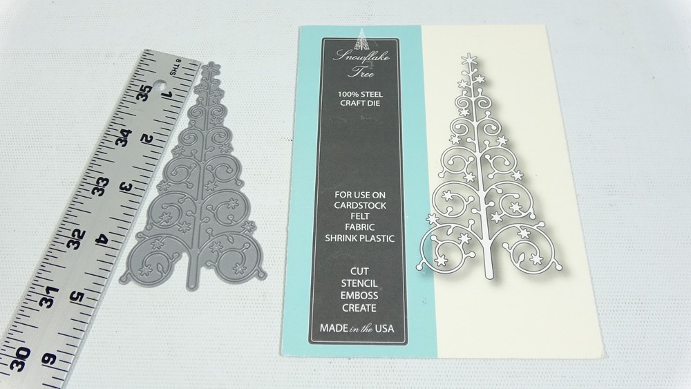 2012 Memory Box Craft Steel Die Snowflake Tree 98405