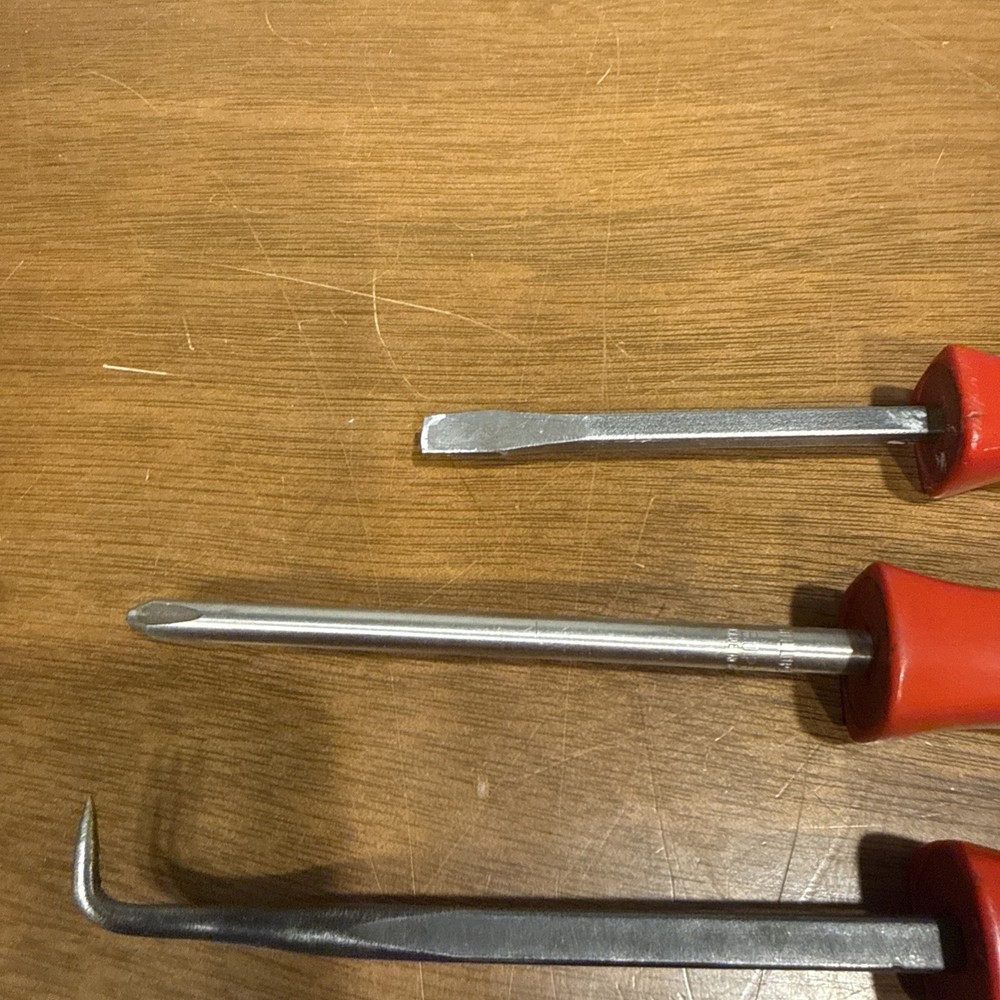 MAC TOOLS 3 PIECE PH3A Slotted, P202A PHILLIPS, SP29A Cotter Pin Red Handle
