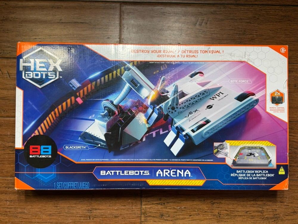 Hex Bots BattleBots ARENA 4.0 + BLACKSMITH & BITE FORCE R/C Robots