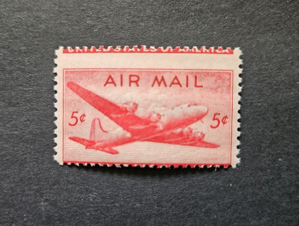 U. S. C32 Perf EFO MNH Airmail