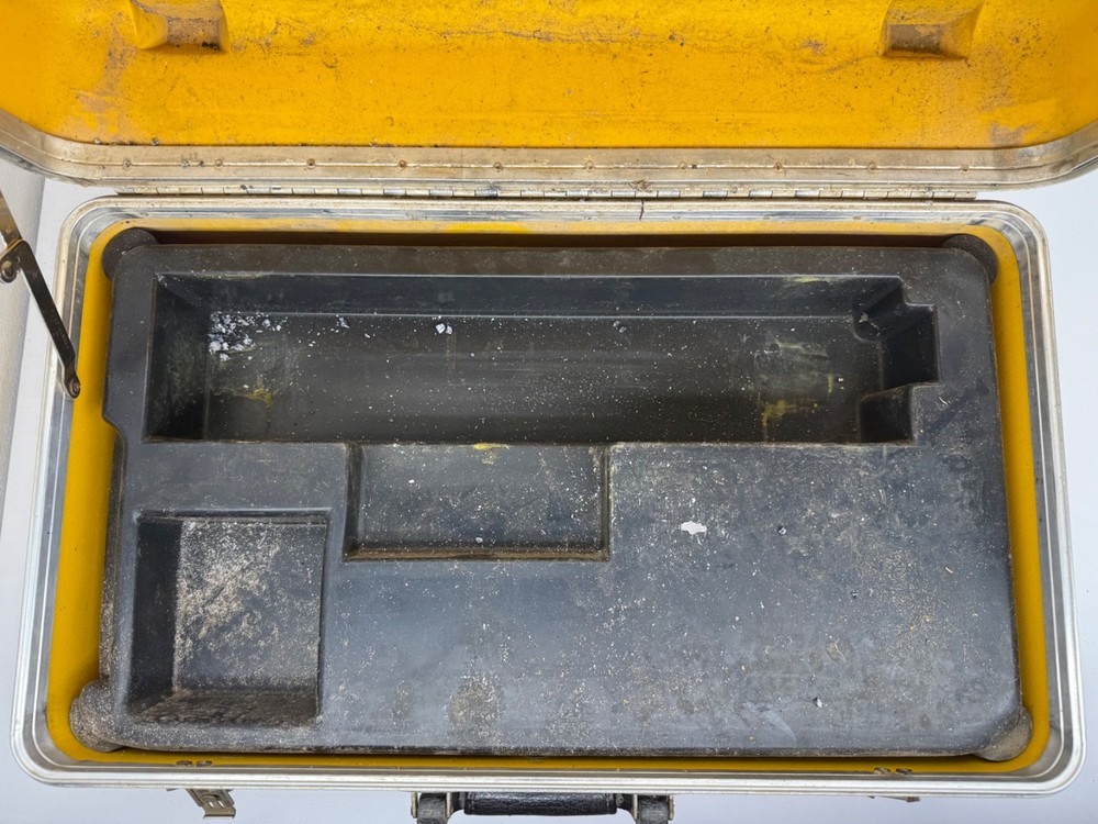 Laser Alignment Depthmaster ASSY 40500-01 Yellow Case Receiver UNTESTED READ