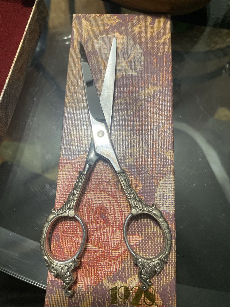 1928 Scissors Silver Tone Vintage