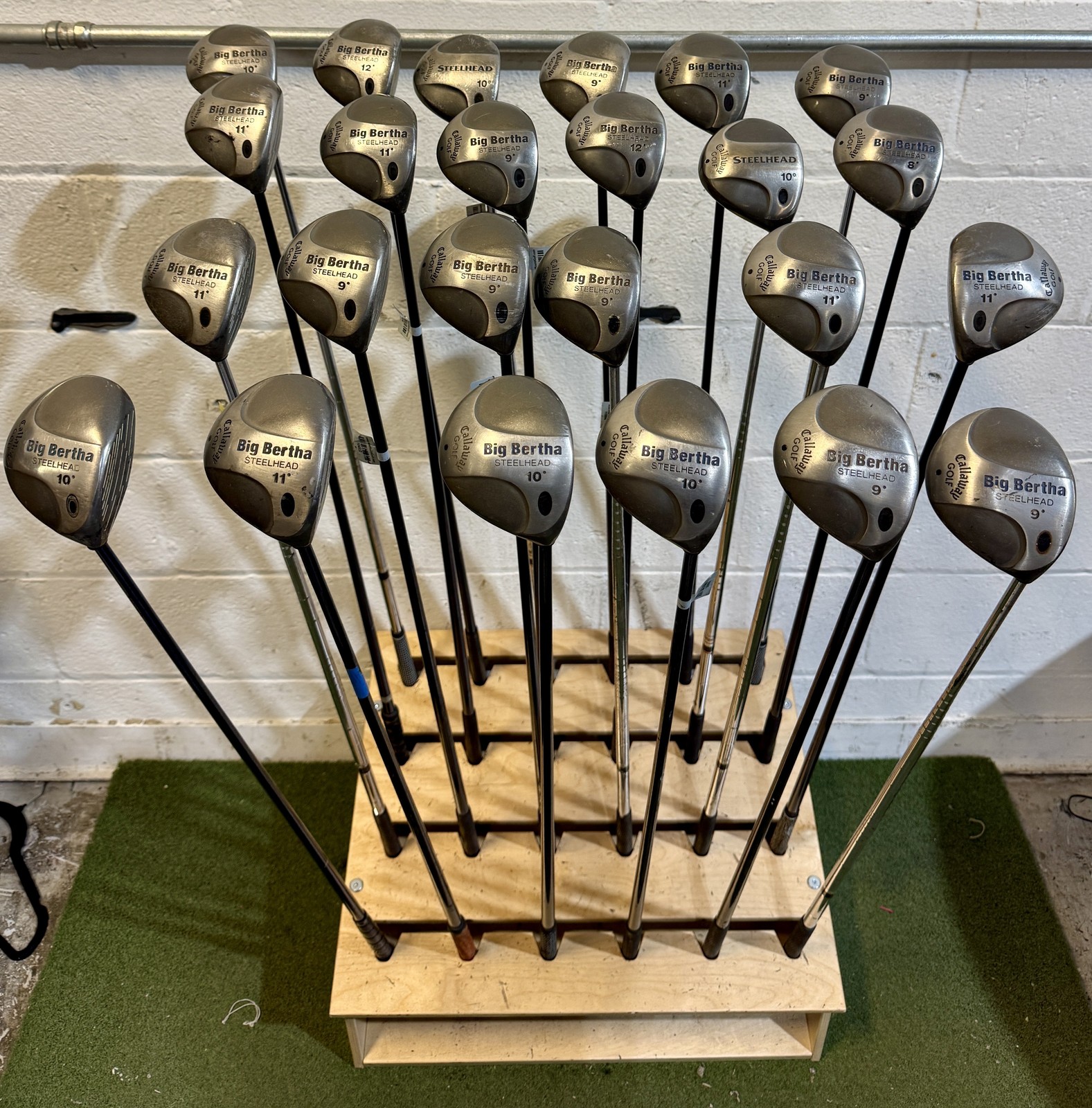 Wholesale Lot of 25 Golf Clubs - Callaway Drivers