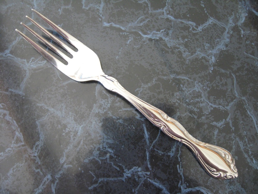 Oneida ANDRINA Dinner Fork Stainless 8" ExCond