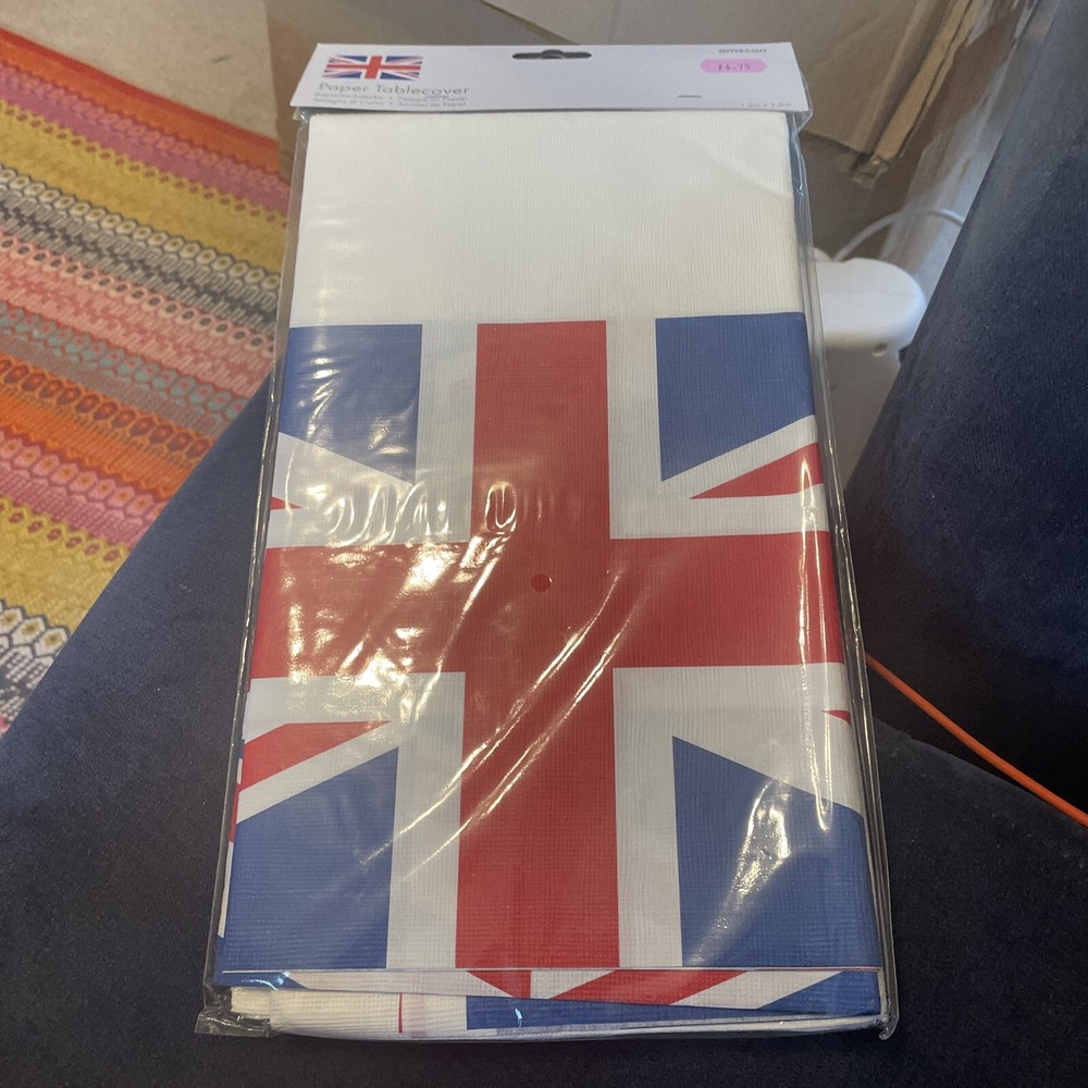 Amscan Union Jack paper tablecover