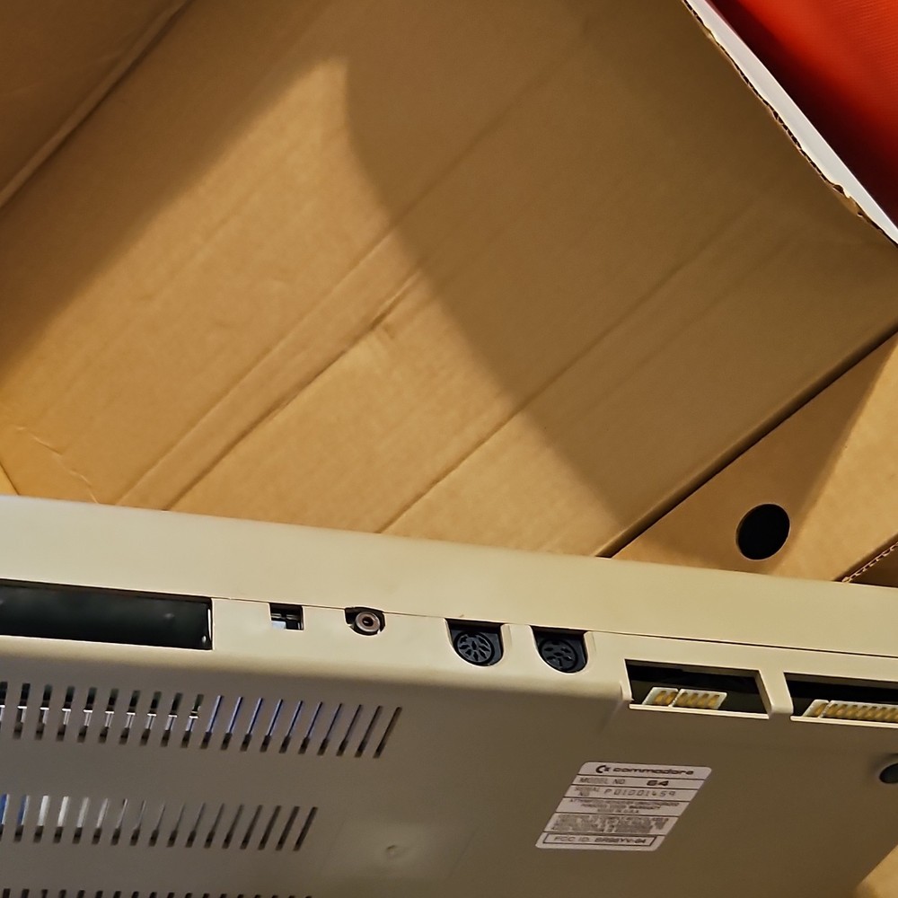 Commodore 64C Vintage Home Computer, Classic Personal Computer in Original Box