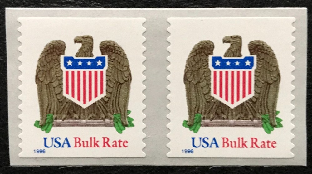 1996 Scott #2907, .10¢, EAGLE & SHIELD - Coil Linerless Pair - Mint NH