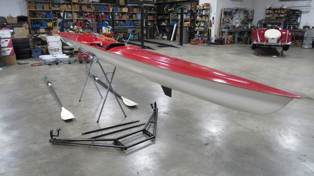 ROWING SCULL SHELL