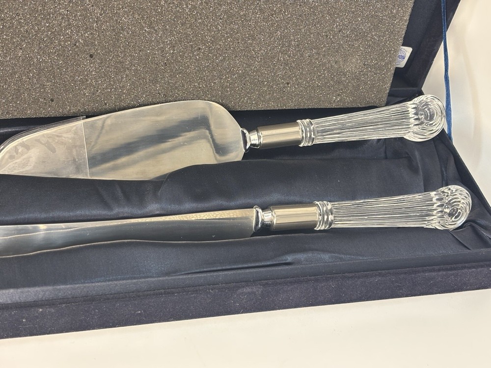 Things Remembered Crystal Handled Wedding Cake Serving Set