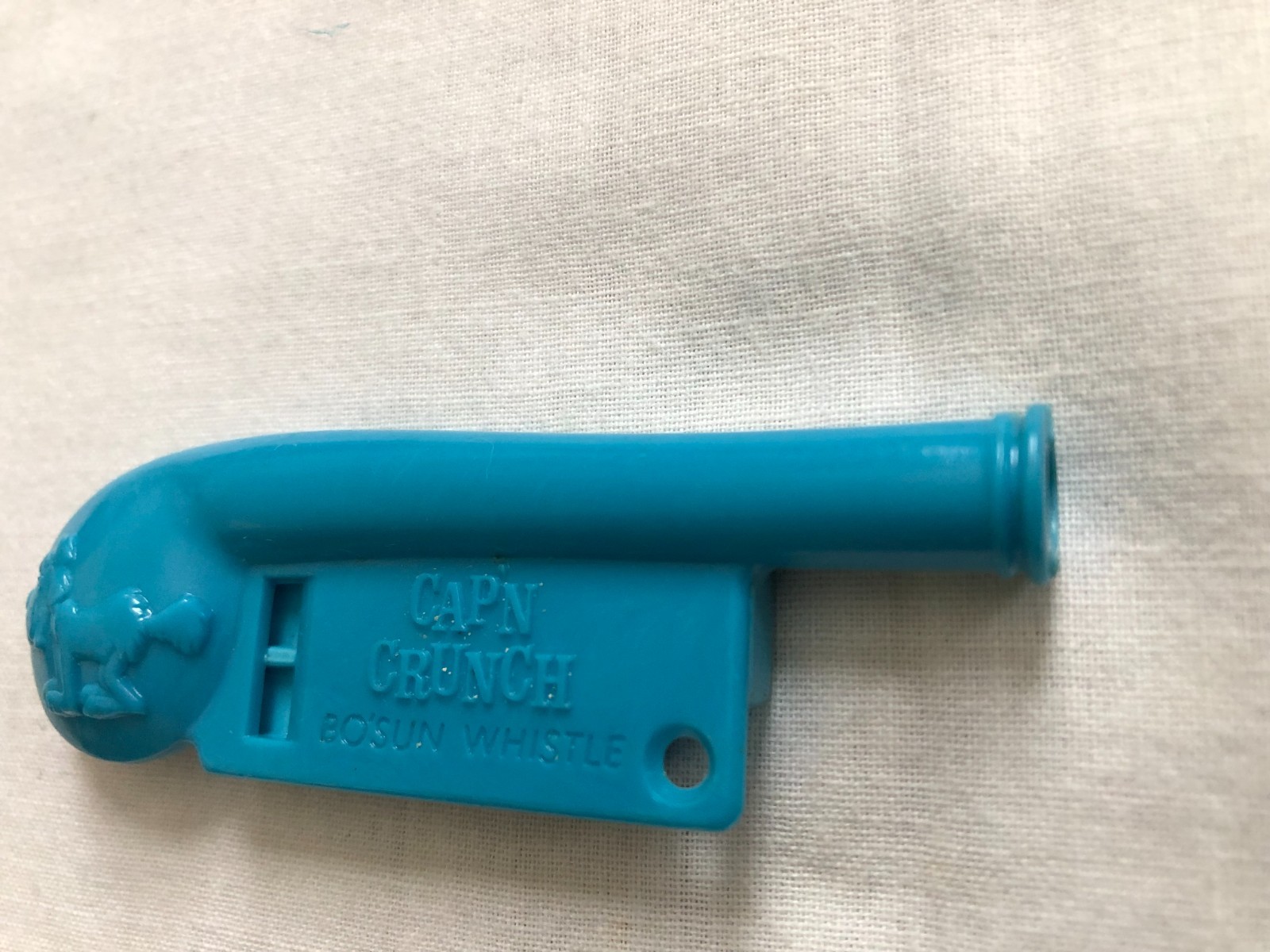 VINTAGE CAP'N CRUNCH BO'SUN WHISTLE BLUE CEREAL PREMIUM 1960'S RARE