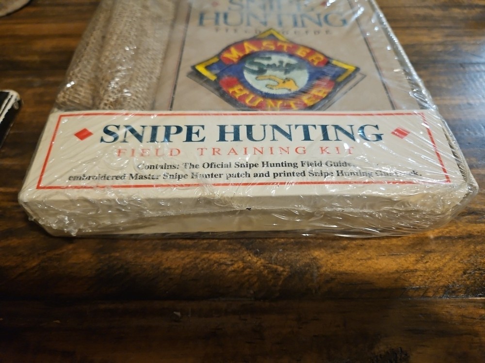 Vintage Snipe Hunting Field Training Kit Guide Book Patch Bag