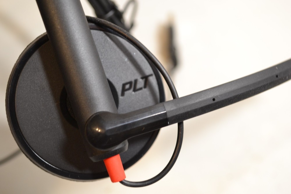 Plantronics C3210 USB-A & C Black Single Ear Headset