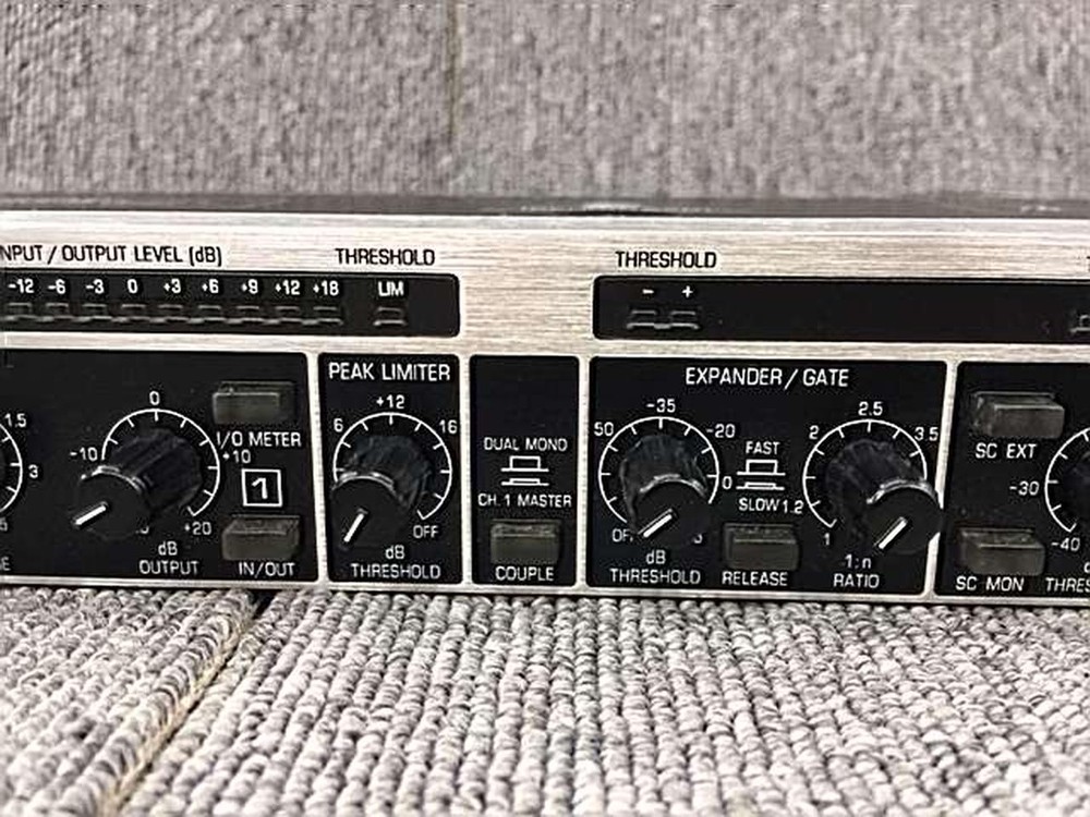 BEHRINGER MDX2200 Compressor