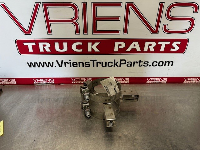 PETERBILT M16-6027 CLAMP-GUARD EXHAUST