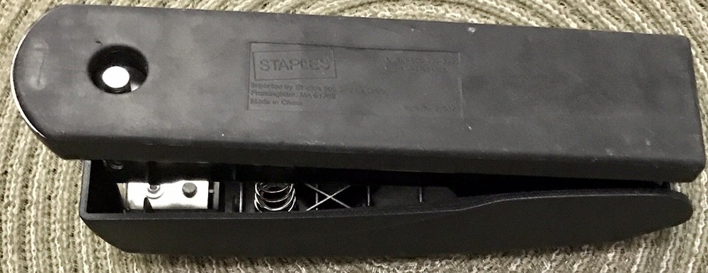 Dependable Classic Plastic Stapler from Staples this is Model No.#31937