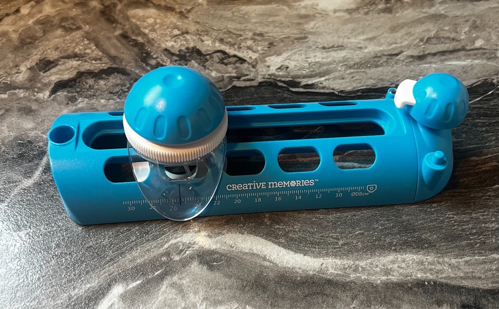 Creative Memories  Circle Cutter