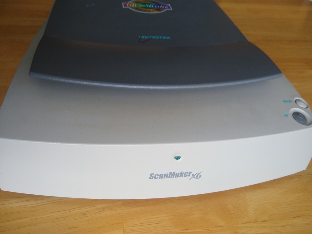 Used Microtek ScanMaker X6 Flatbed Scanner MRS-1200X6P
