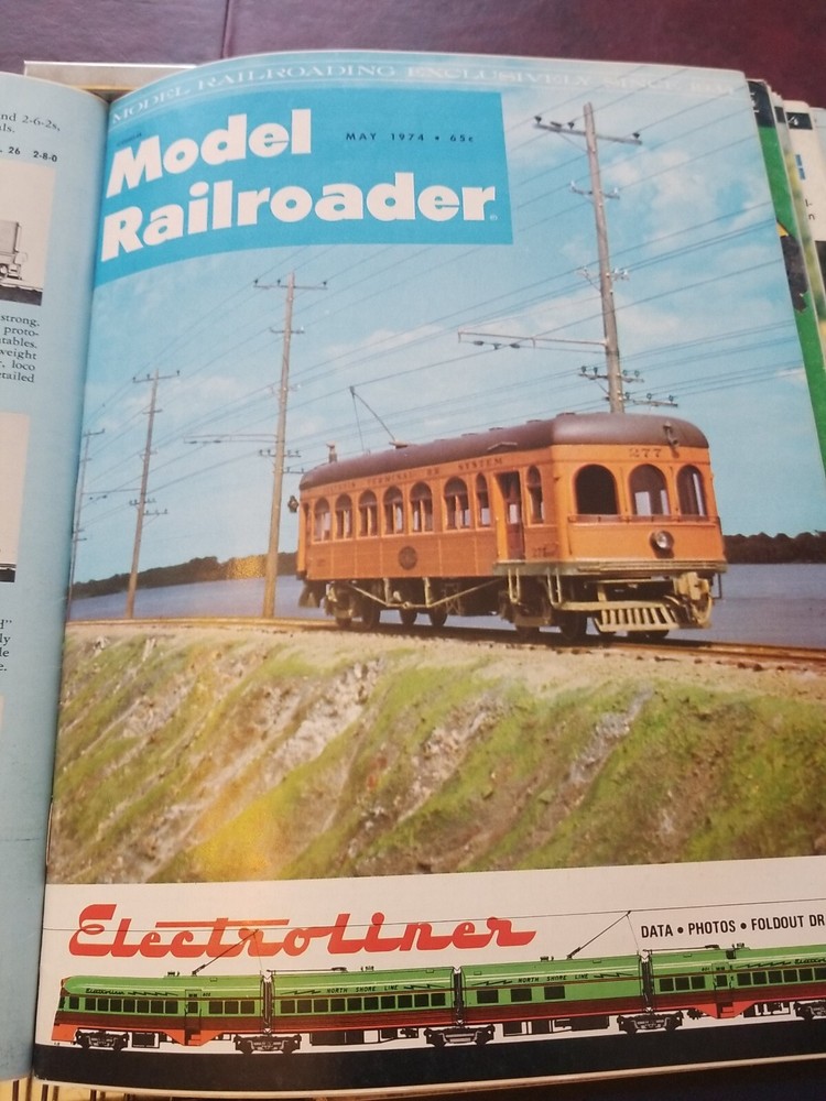 Model Railroader - 1974 in official blue binder. Missing September Issue