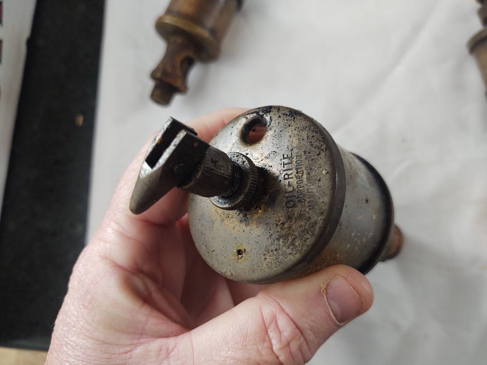 Lot of 4 Antique Vtg Brass Oilers Oil-Rite ,Essex , Lonergan & unbranded