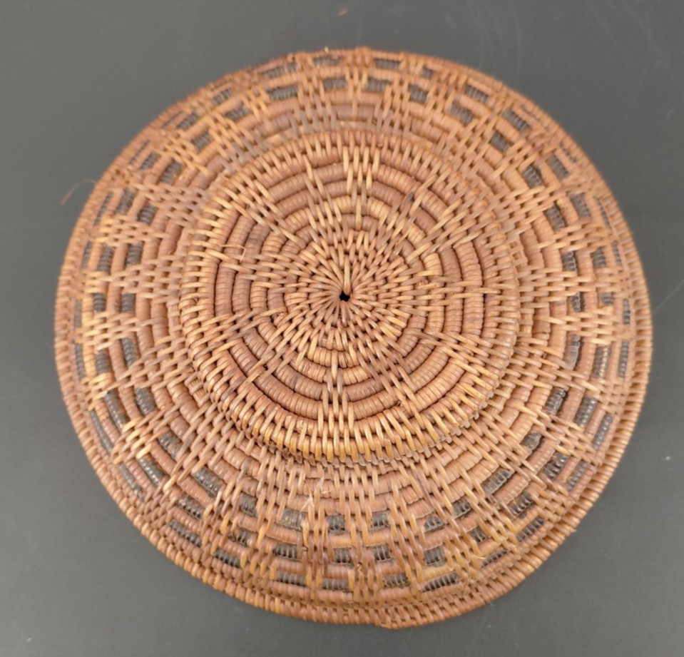 VINTAGE NAVAJO WEDDING BASKET