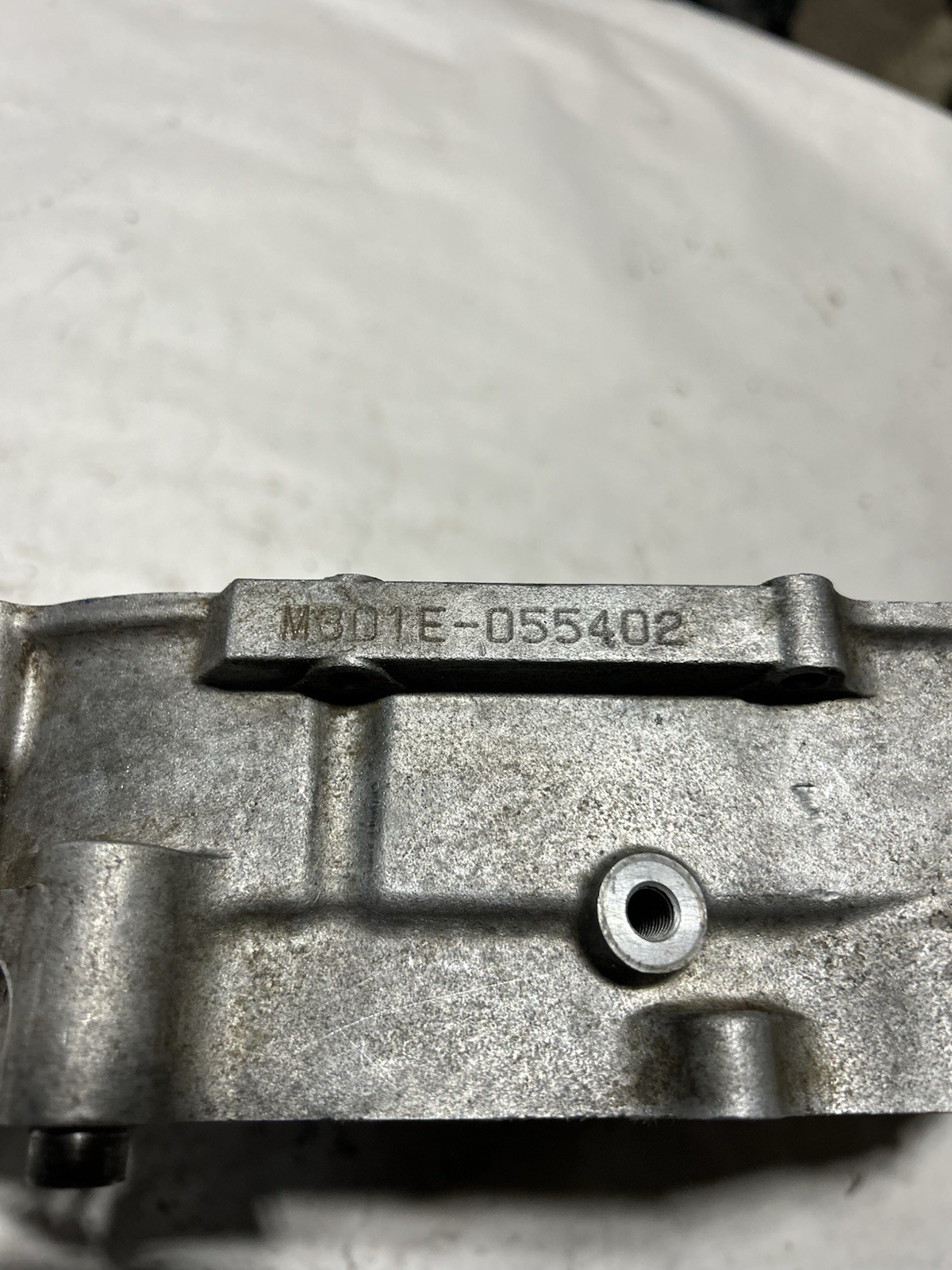 01-05 YAMAHA RAPTOR 660 660R OEM ENGINE MOTOR RIGHT SIDE CRANKCASE HALF BLOCK