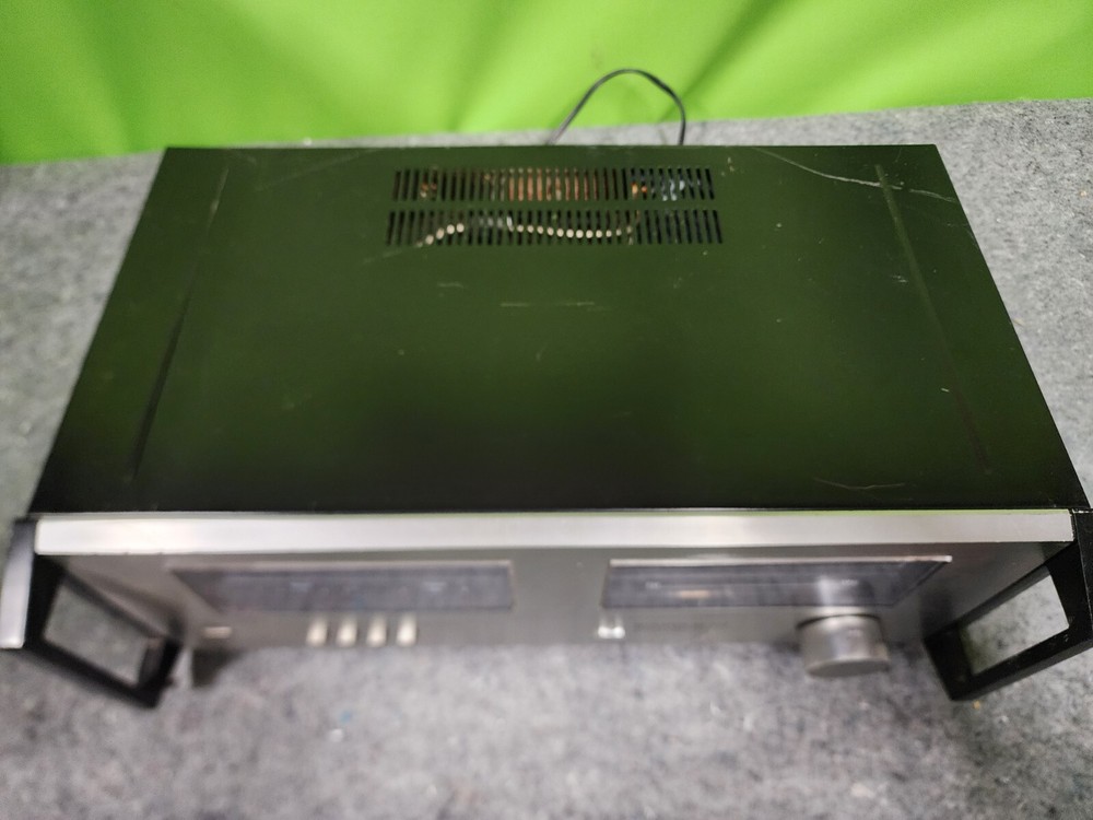 Mitsubishi DA-F20 Stereo Tuner