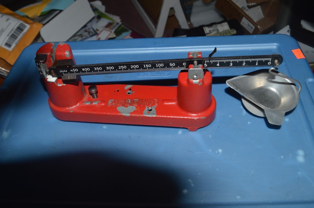 LOT #DEE   REDDING POWDER SCALE