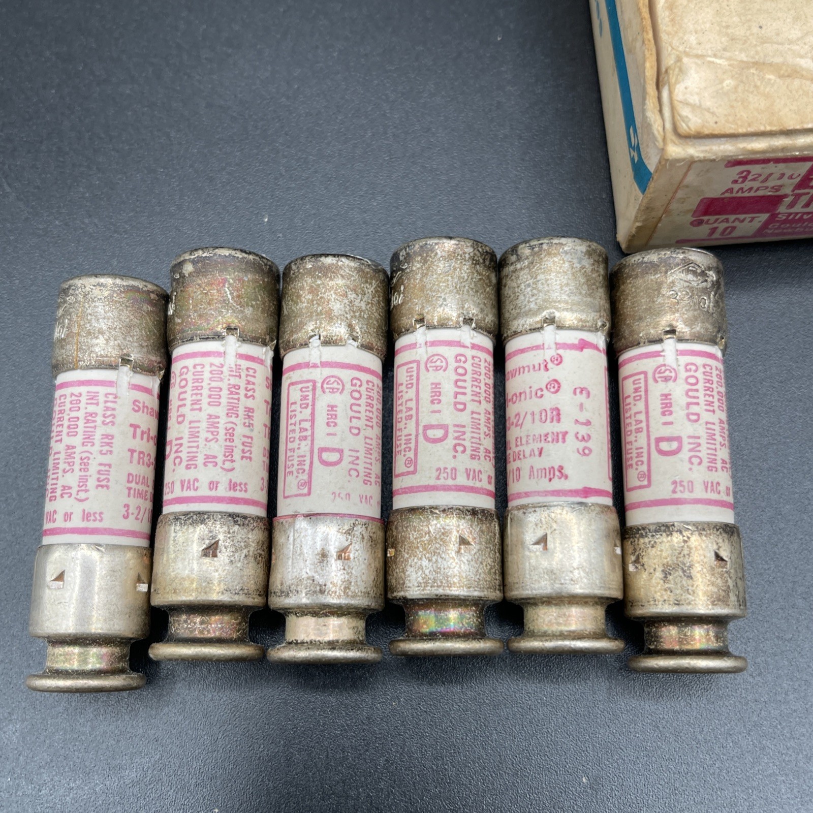 Gould () Shawmut TR3-2/10R TRI-ONIC Fuses 3.2A 250Vac 160Vdc Time Delay Lot 6