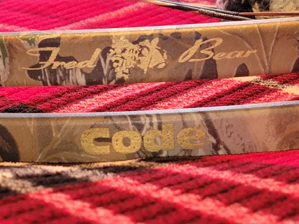 Fred Bear Code Compound Bow + Arrows and Case + QUICK shot Minty