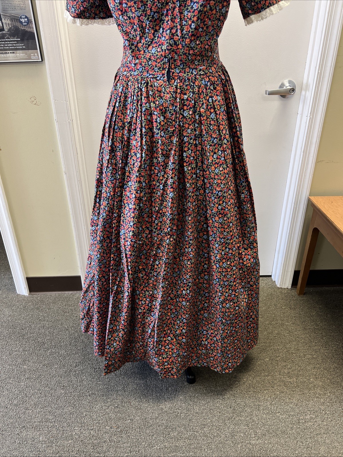 1-Pc 19th century era Woman's Multi Colored Floral Pattern Day Dress - SZ S