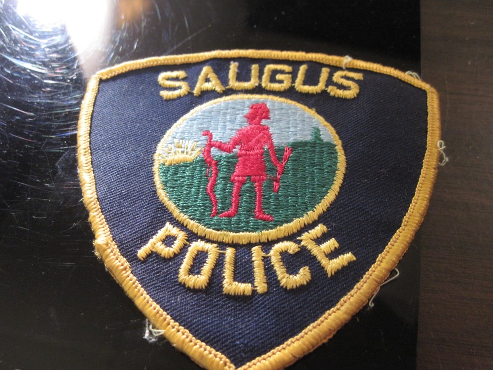 Saugus     Ma  Police       patch