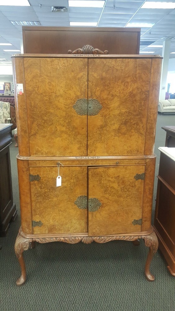 Burl Walnut Bar