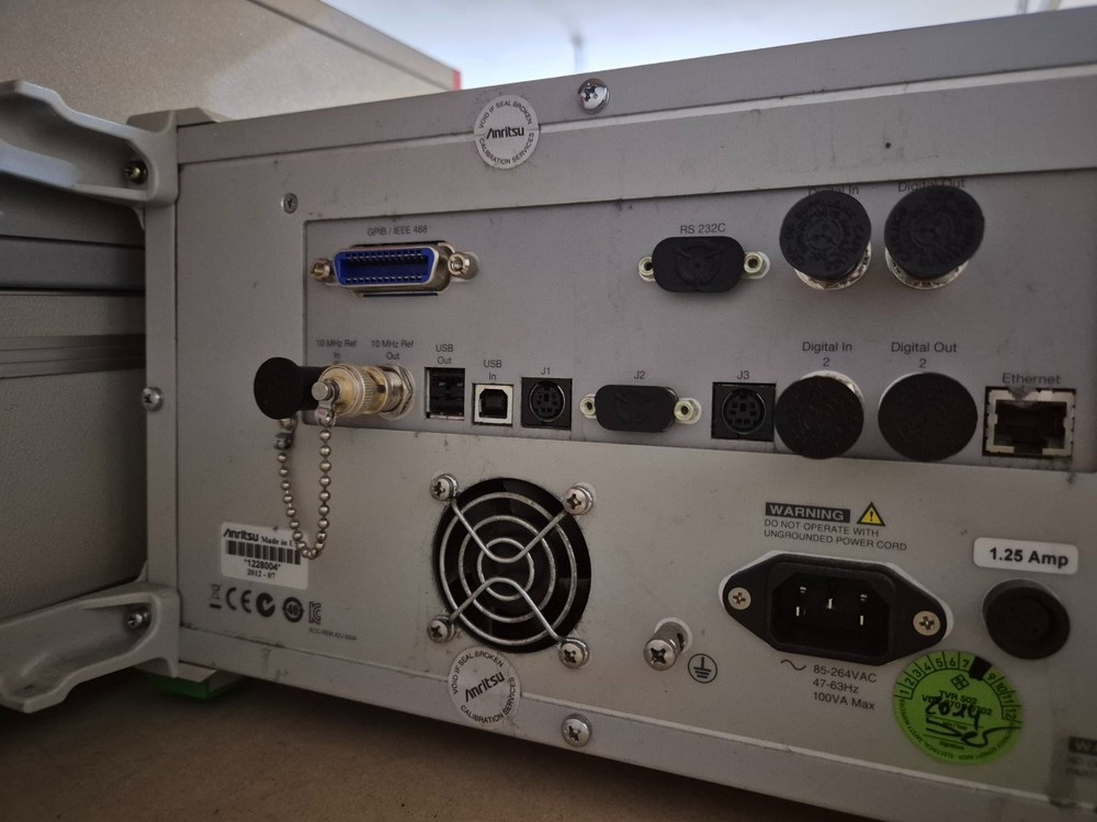 Anritsu_MT8860C: WLAN Test Set