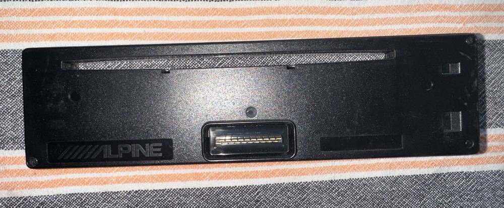 Alpine CDE-141 CD Faceplate Only Untested