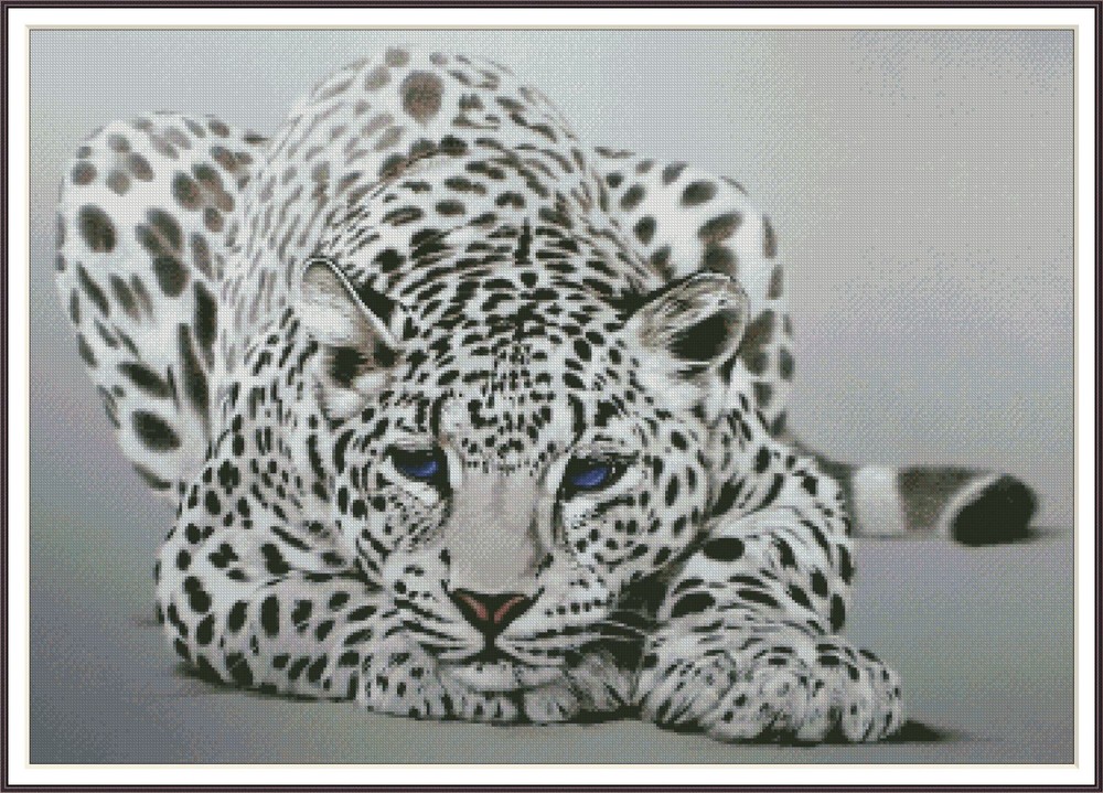 Snow Leopard 437 Chart Counted Cross Stitch Pattern Needlework