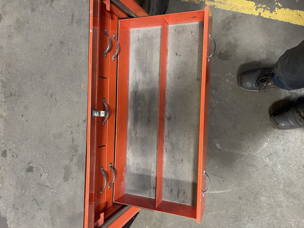 Snap On Roll-a-bench Tool Cart With Side Tray In Orange