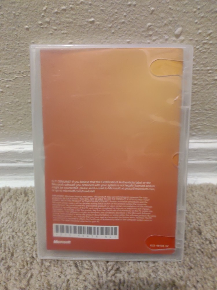 Microsoft Windows 7 Home Premium 32 Bit Full Version DVD w Product Key Code!